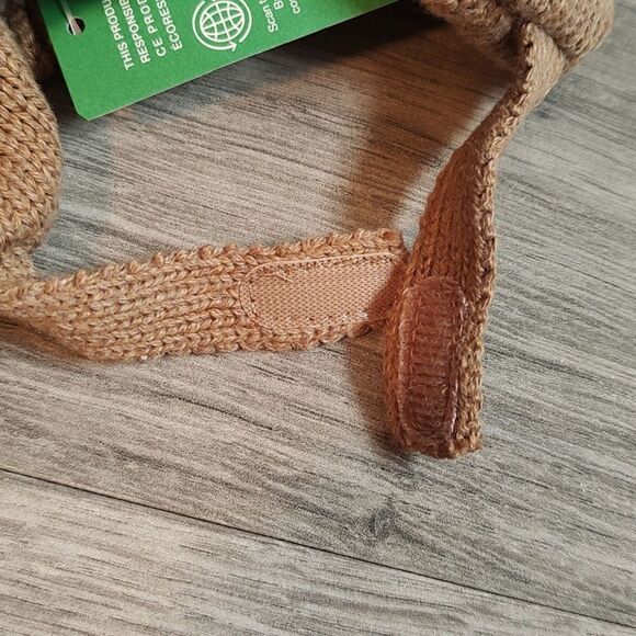 New With Tag Gap Newborn‎ (Up to 7lbs.) Sherpa-Lined Bear Beanie - Picture 4 of 7